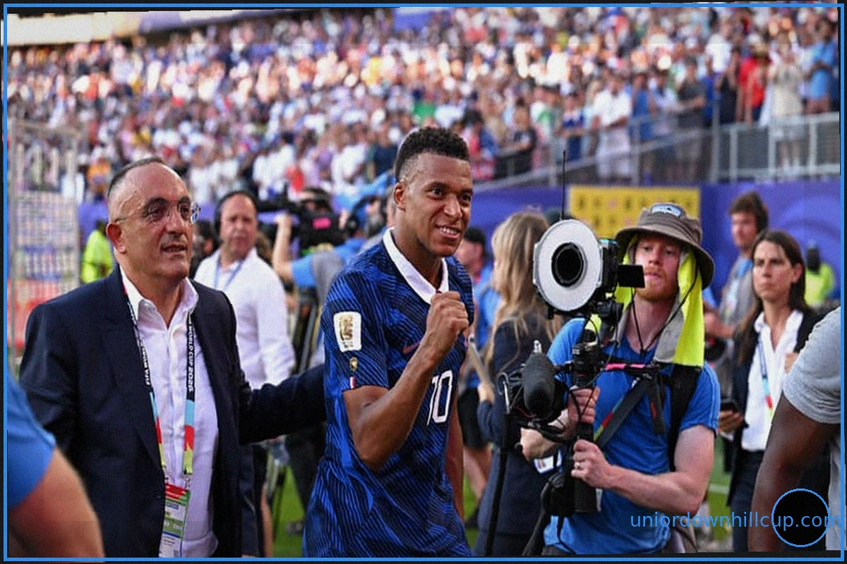 Deschamps' Strategy to Protect Mbappé After Paraguay Match
